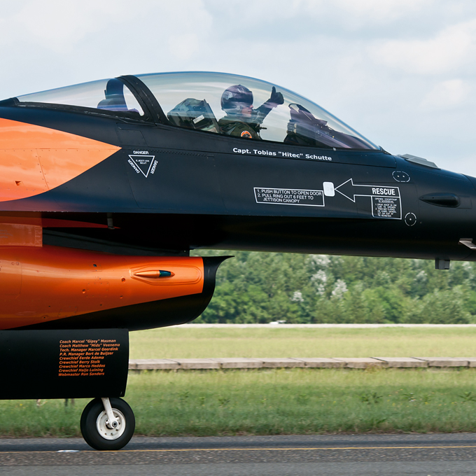 040_Kecskemet_Air Show_RNLAF Demo Team_Fokker F-16AM Fighting Falcon.jpg
